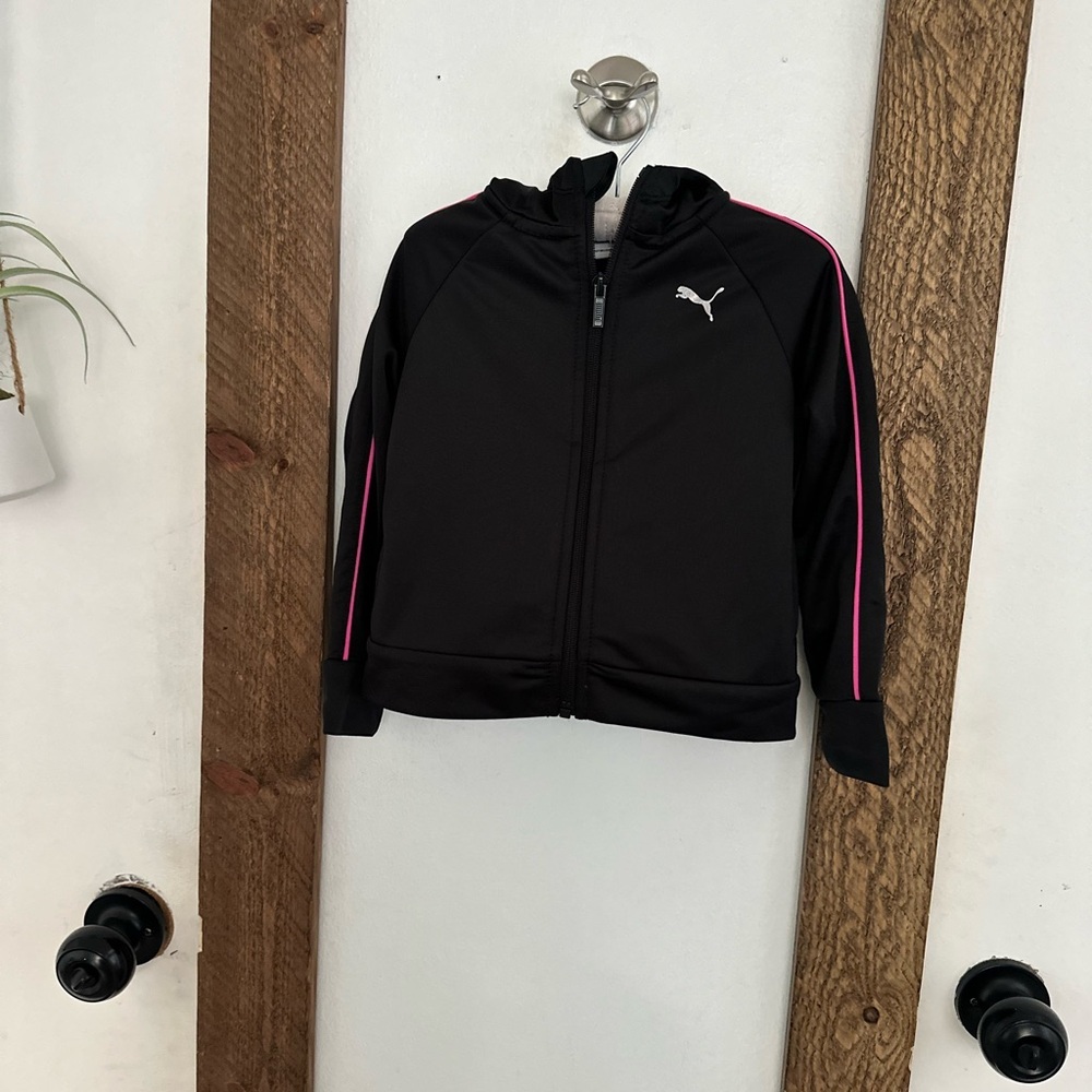 Puma 3T Toddler Girl Black Pink Silky Track Hooded Zip Jacket
Euc - Picture 5 of 8